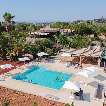 Masseria Serine Farm stay *