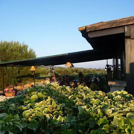 Alloggio per agriturismo Masseria Serine *